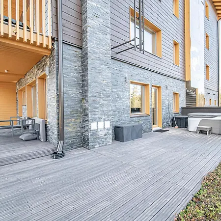 Tunturinlaita D1, Ski-In Ski-Out With Private Hot Tub, Levi Center By Aavalevi