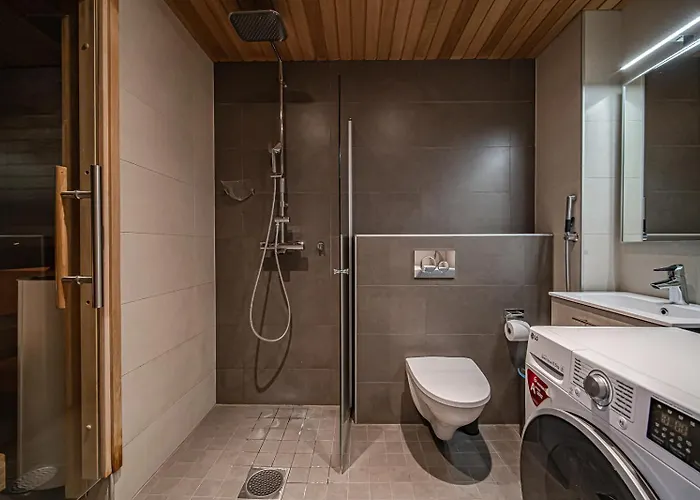 Tunturinlaita D1, Ski-in Ski-out With Private Hot Tub By Aavalevi